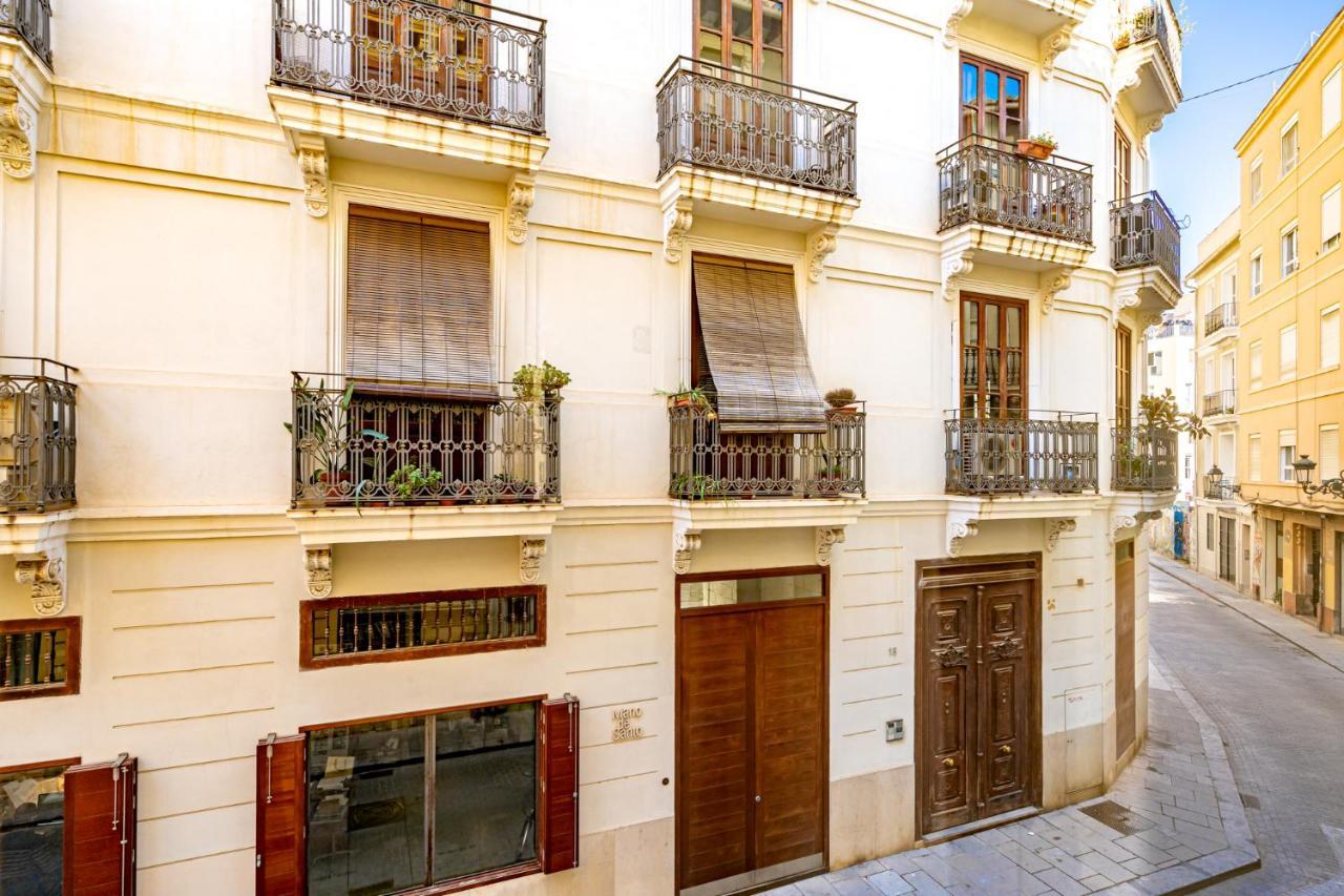 Duplex Mercado Central Valencia Exterior photo